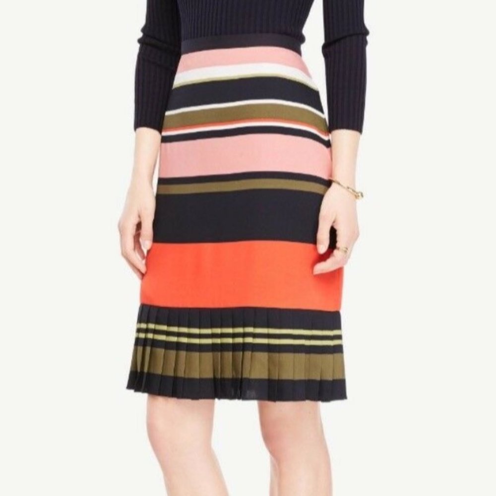 Ann Taylor Pleated Striped Skirt - Size 2